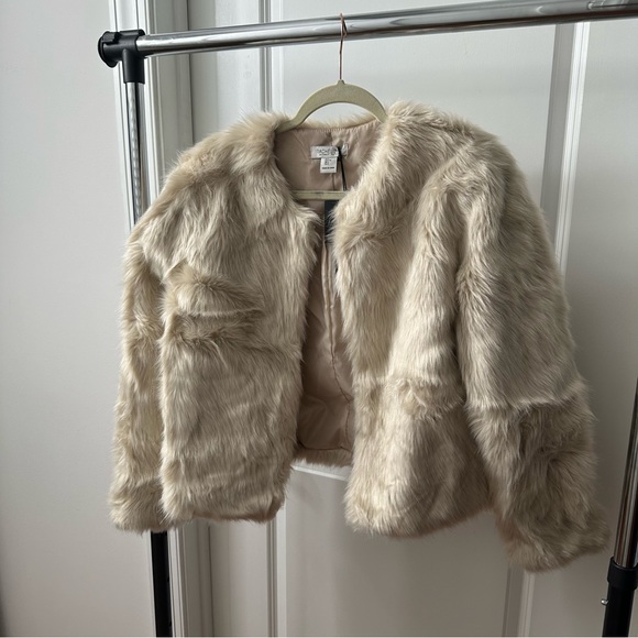Faux Fur Coat - Picture 1 of 4